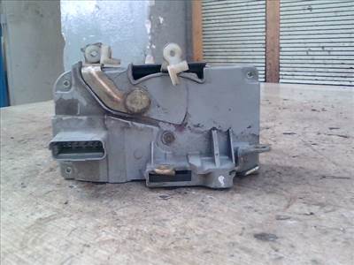 CITROEN C5 -04.09 Bal első ajtó zárszerkezet központi záras