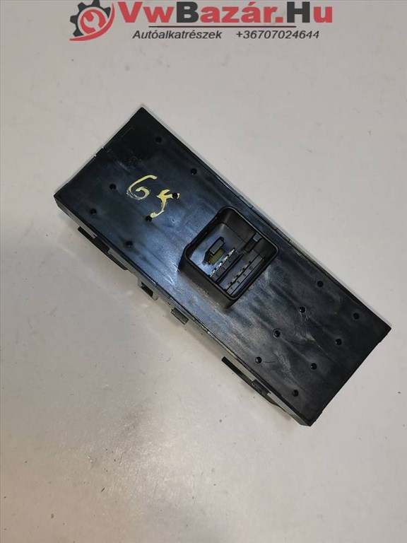 Ablakemelő kapcsoló VW GOLF V 1k4 959 857 a 1K4959857A 2. kép