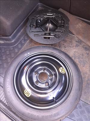 Kia ceed pótkerék szerszámkészlet