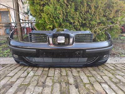 Seat Leon gyári első lökhárító 1m0807221e