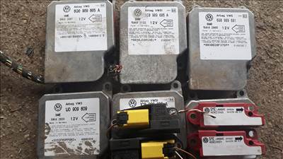 Volkswagen Golf IV 1.9 TDI légzsák vezérlőegység  1j0909609 6q0909605a