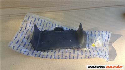 Volvo 3451242 300 spojler fedél