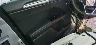 Ford Mondeo mk5 bal első ajtókárpit 