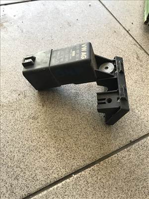 Seat León II 1P 2,0 PD BKD - izzító relé 03g907282a