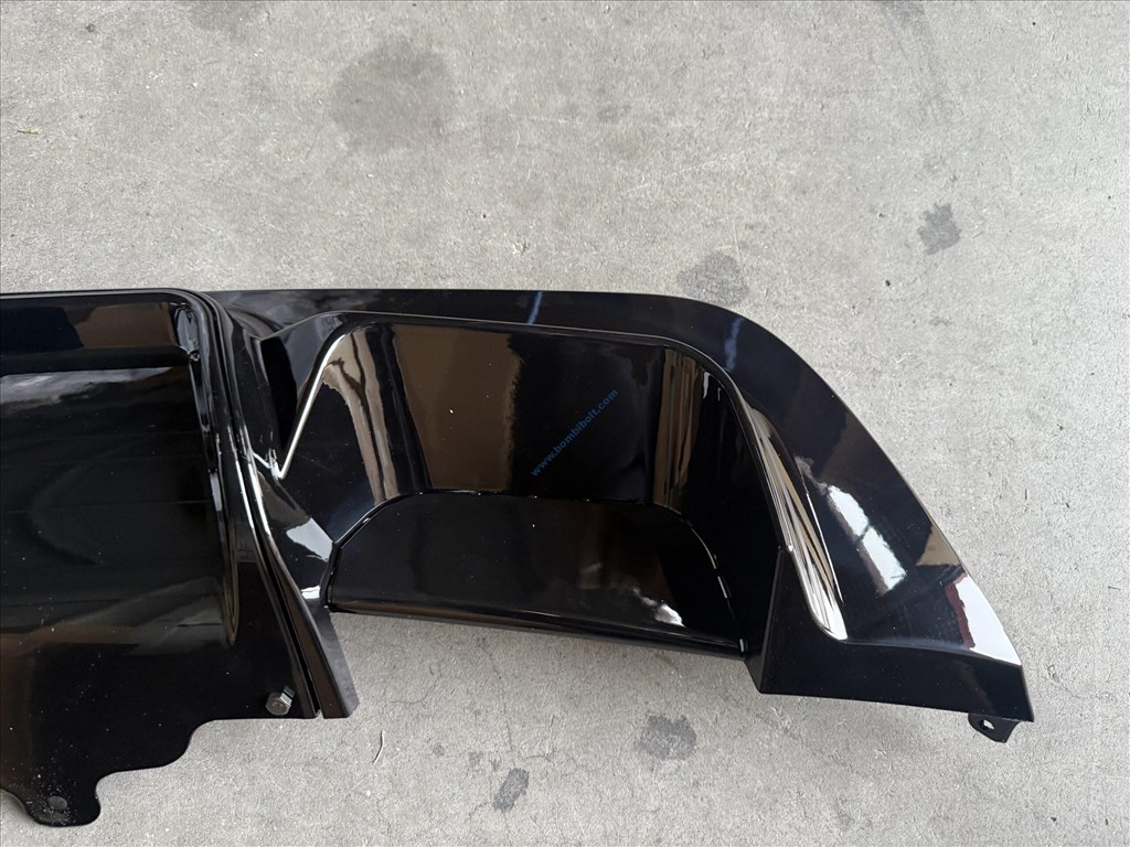 BMW E60 E61 M5 style diffuzor / fényes fekete / 6. kép