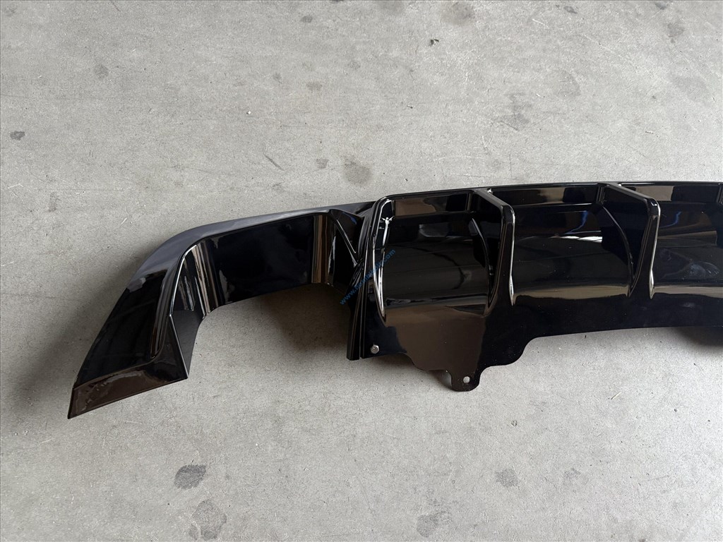 BMW E60 E61 M5 style diffuzor / fényes fekete / 7. kép