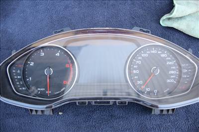 Audi A4 B9 óracsoport  8w5920771a