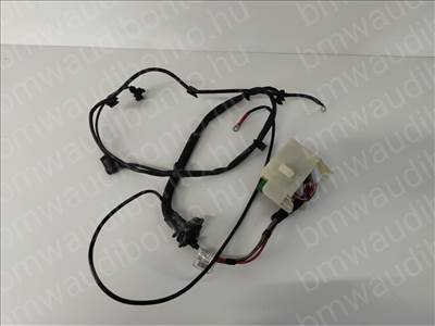 BMW 1 (F20) Egyéb csatlakozó / kábelköteg (758065606)