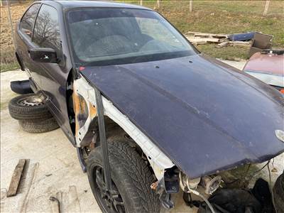 BMW 3-as sorozat E36 Bmw e36 compact versenyautó kasztni 