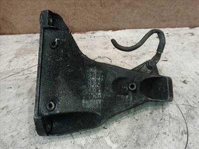 Skoda Superb I Motor Tartó Bak (Fém) *151140* 8d0199308ag