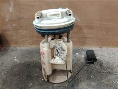 Volvo V40 Üzemanyag Szivattyú *149558* 09760409905