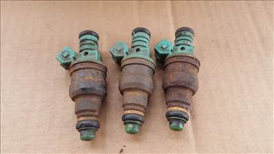 Volvo 1346699 700 900 injektor