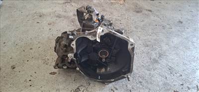 SUZUKI SWIFT 96-05 Sebességváltó. benzines manuális