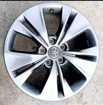  Toyota Proace 5x108 lyukosztású 7JJ 17" használt (gyári felni) alufelni 9677495177