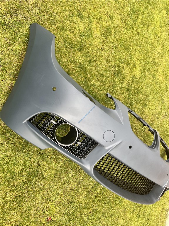 BMW E92 E93 M3 első lökhárító 2006-2010 8. kép