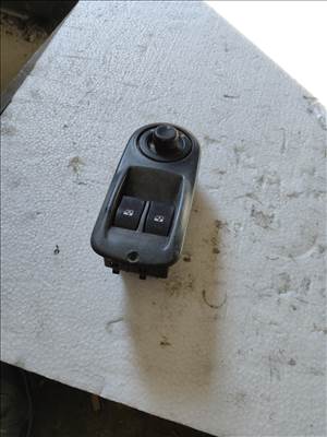 Renault Trafic II Bal ablakemelő kapcsoló 