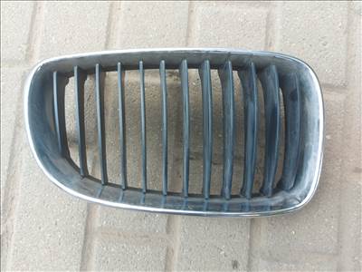 BMW 1-es sorozat E81, E82, E87lci, E88 jobb oldali hűtő díszrács, vese, hűtőrács 