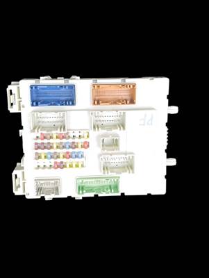 Ford Kuga Mk2 biztosítéktábla F1DT-14A073-PF. Bcmi 