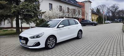 Eladó Hyundai i30 1.6 CRDi (1582 cm³, 110 PS)