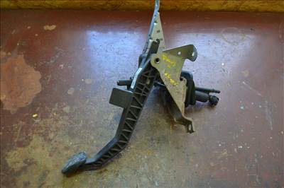 Ford Focus II MK2 kuplung pedál! 4M51-7B633-XB, 4M517B633XB