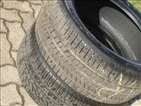 19-es 255/45 R19 Újszerű Téli Gumik