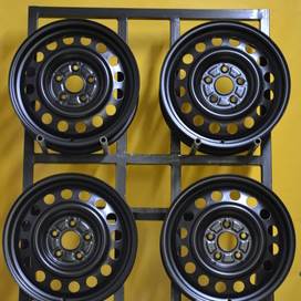Suzuki SX4 (3542) KFZ7150 porfestett 15" 5x114,3 lemezfelni 