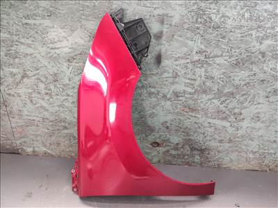 Peugeot 5008 I jobb első sárvédő  9685904780