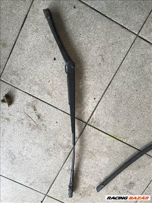 Skoda Octavia III bal ablaktörlő kar 5E1955409