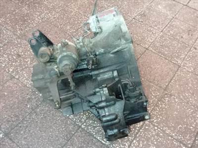Toyota Medium MPV Váltó (Mechanikus) *142333*