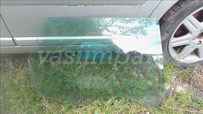 Volvo 30674295 V50 jobb hátsó üveg