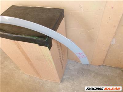 VOLVO XC90 bal hátsó sárvédő ív 2015- 31378160