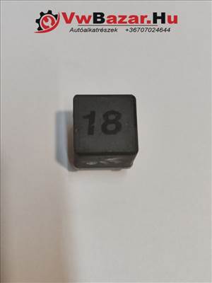 Relé 18 (191937503)