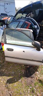 Mitsubishi Carisma Jobb első ajtó