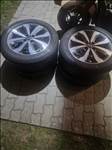  KIA 16" újszerű (gyári felni) alufelni, rajta 195/55 újszerű Michelin nyári gumi