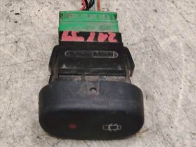 Renault Thalia I Központizár Kapcsoló *151504* 113702280