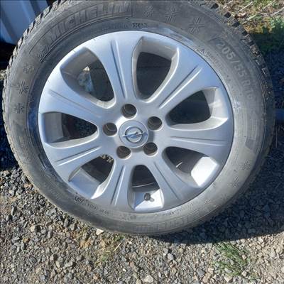  5x110 lyukosztású 16" használt (gyári felni) alufelni, rajta 205/55 használt téli gumi 
