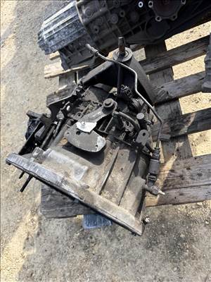 Renault Laguna II 1.9 dCi manuális váltó 