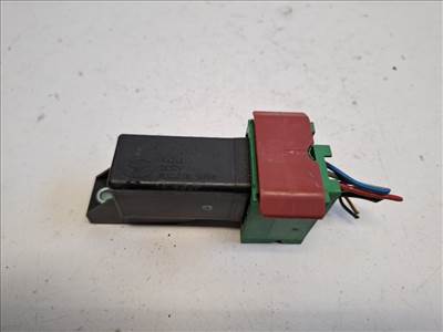 Mazda CX-3  izzítórelé SH9N18650