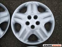 Toyota 15-ös gyári dísztárcsa