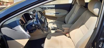 Honda Civic VIII 1.8i-VTEC Civic ülés 