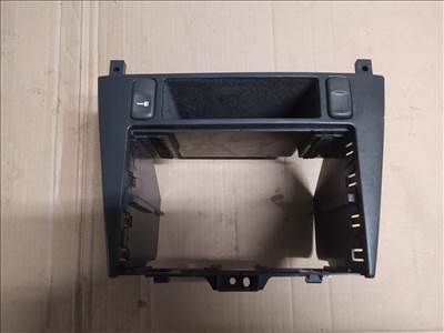 Volvo V40 klíma- rádió keret eladó!