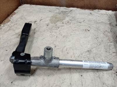 BMW 3-as sorozat E90, E91, E92, E93 Bal első Övfeszítő *150716 7127223