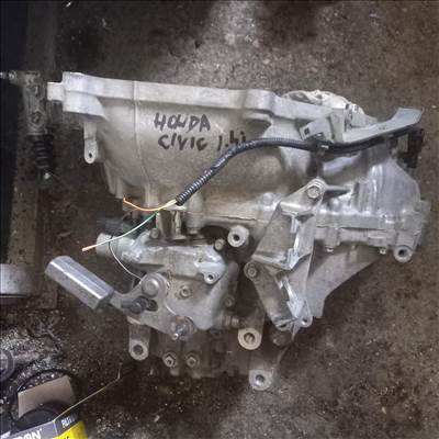 Honda civic 1,4i váltó eladó.