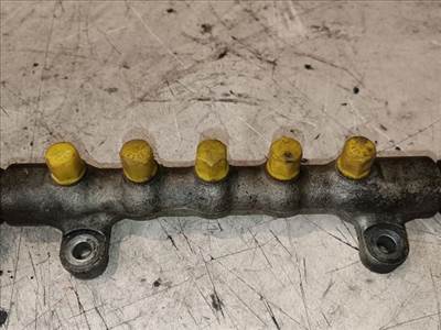 Toyota Avensis (T250) Közösnyomócső *142380*