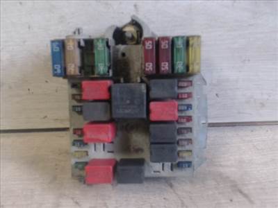 FIAT STILO 01.09-06.12 Biztosítéktábla BCM BSI BSM SAM GEM modul Motortér