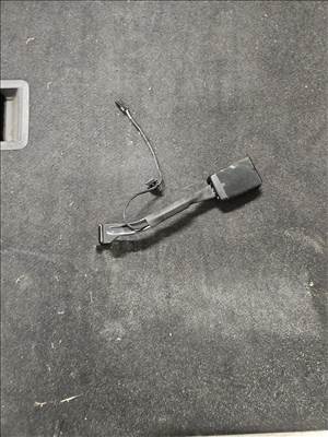 Volkswagen Golf VI Jobb első öv csat 1k3857756be