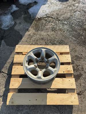 Felni Mitsubishi L200