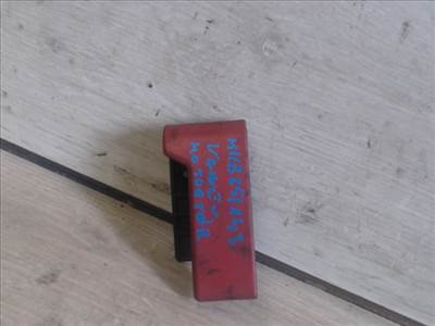 MERCEDES VANEO 01.09-05.09 Motorháztető nyitó kar