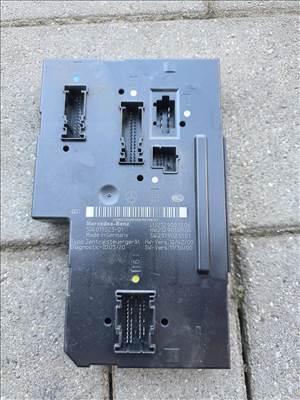 Mercedes E-osztály W212 212 E osztály sedan hátsó sam 2129001306