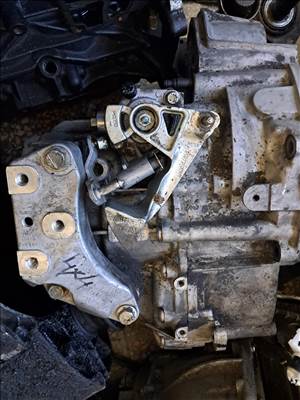 Volkswagen Passat B6 2.0 TDI 4Motion VW Passat 2.0 PDtdi 4 Motion 6 sebességes váltó